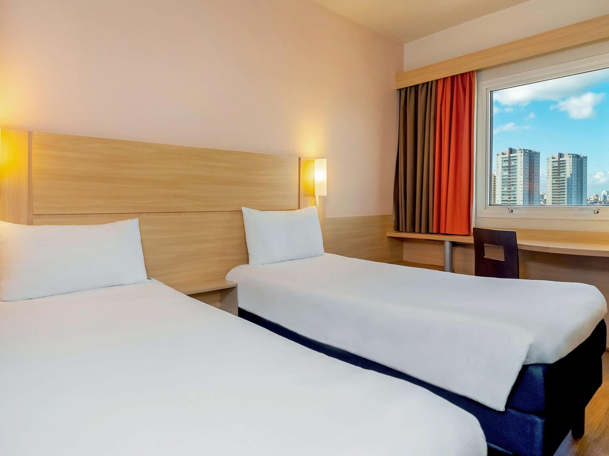 Ibis Sao Paulo Interlagos Exterior photo
